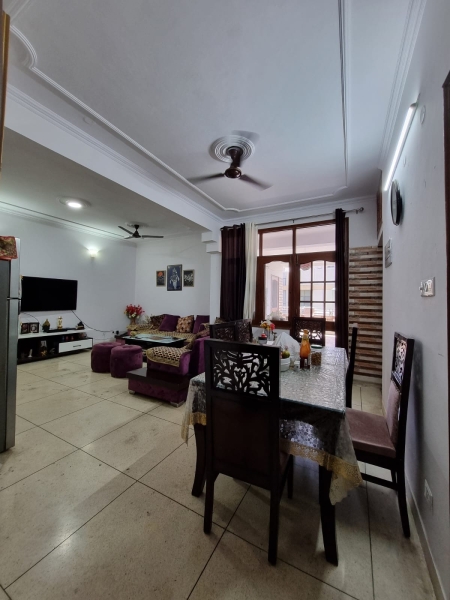 4BHK Flat At Sector 6 Dwarka